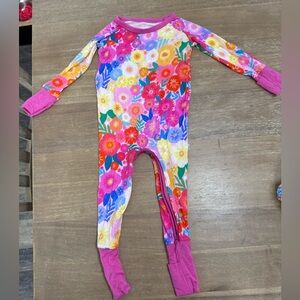 Little sleepies floral 6-12m zippy.